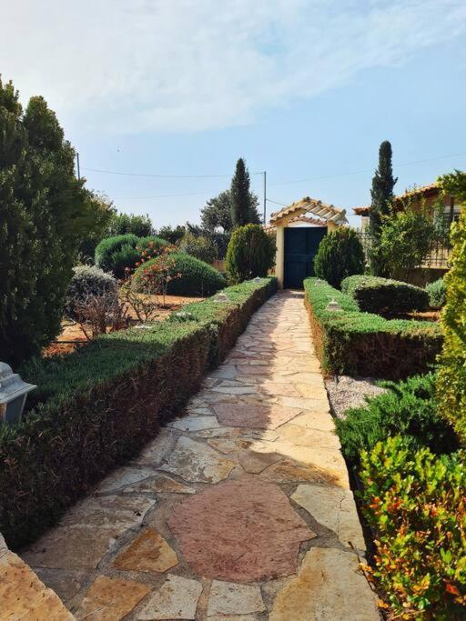 Guesthouse Petrothalassa Porto Heli Exterior photo